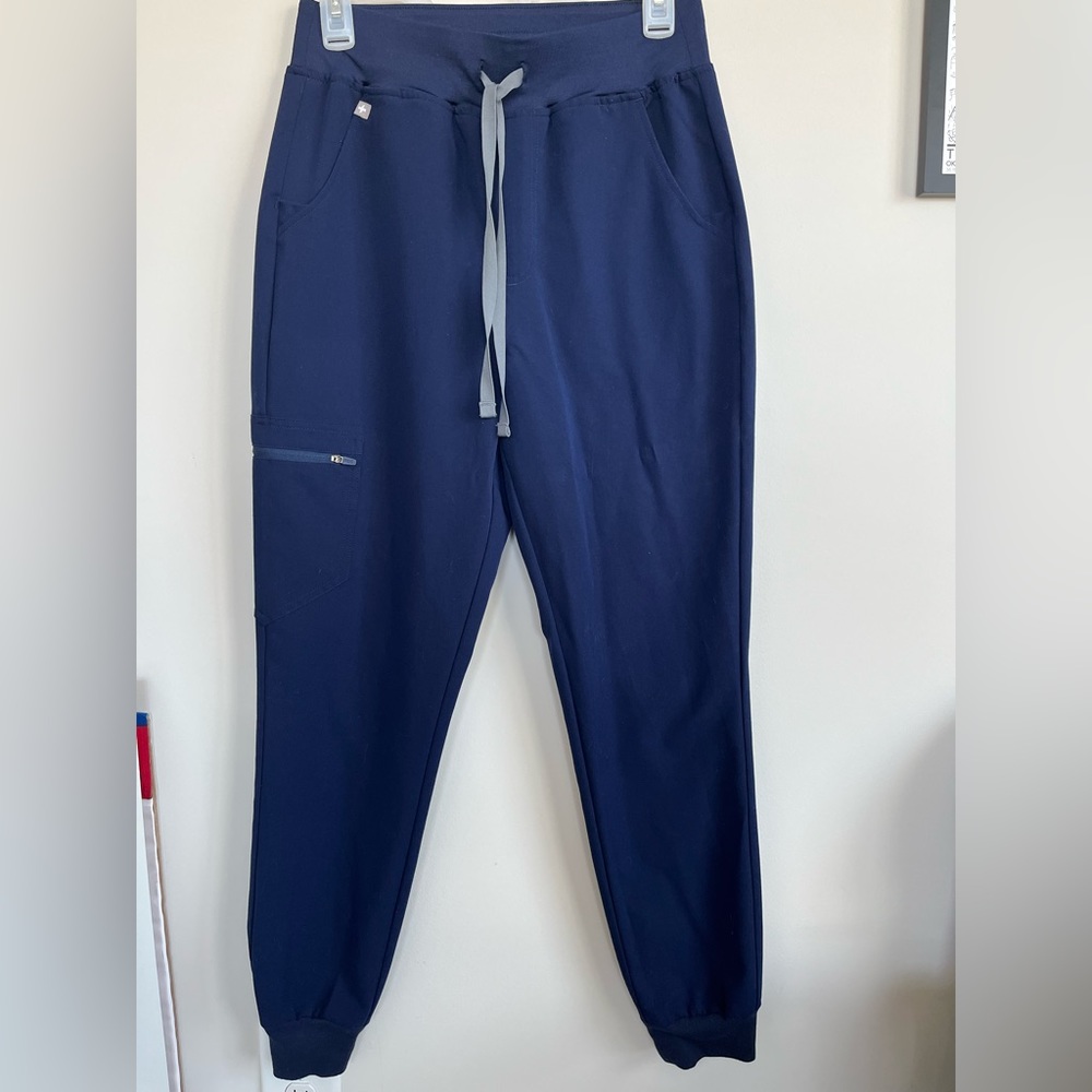 Figs Navy high waisted Zamora jogger scrub pant